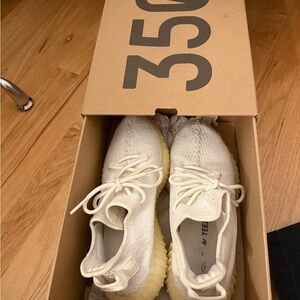 Yeezy Boost 350 V2 in Cream (Triple White)
